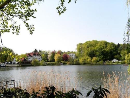 See Schlosshotel Am Kellersee Eutin Kültér fotó